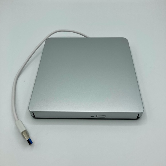 CD/DVD External Drive NWT - Picture 2 of 7